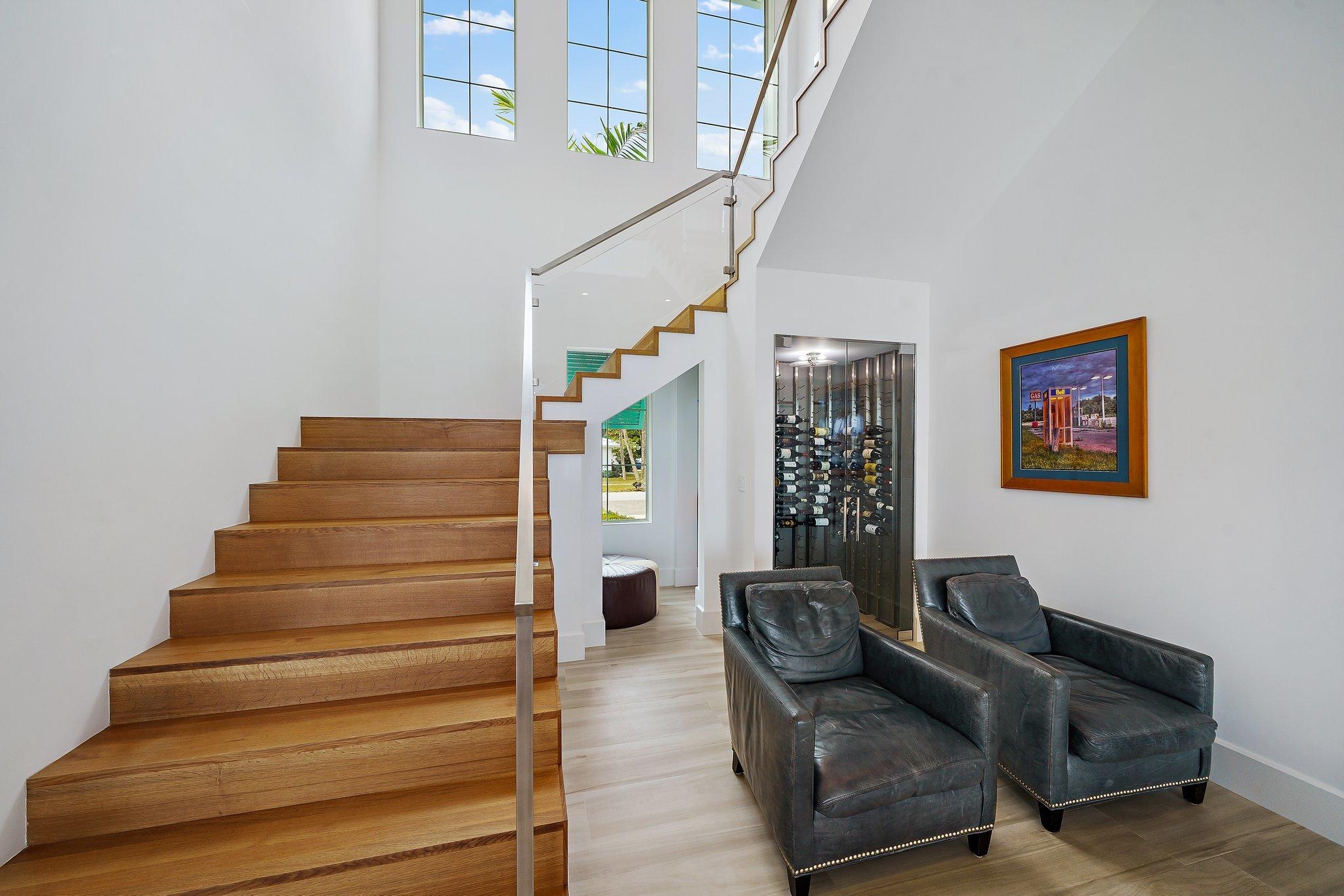 HIDDEN KEY - Residential