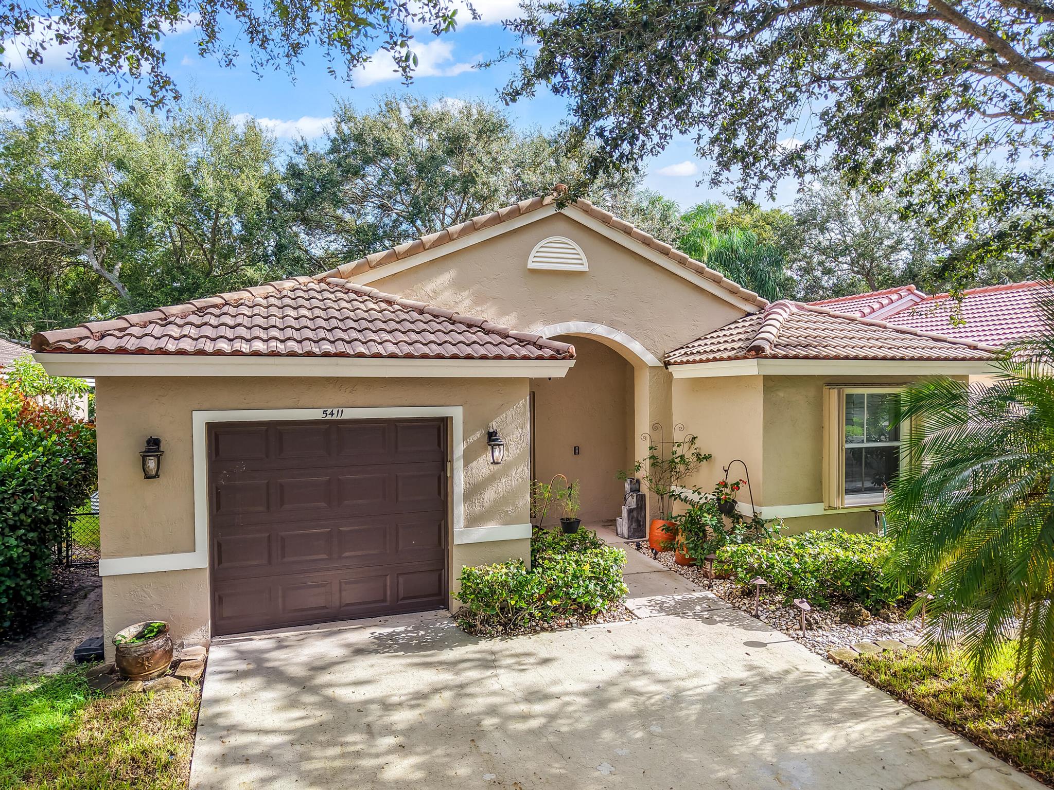 5411 NW 50th Court