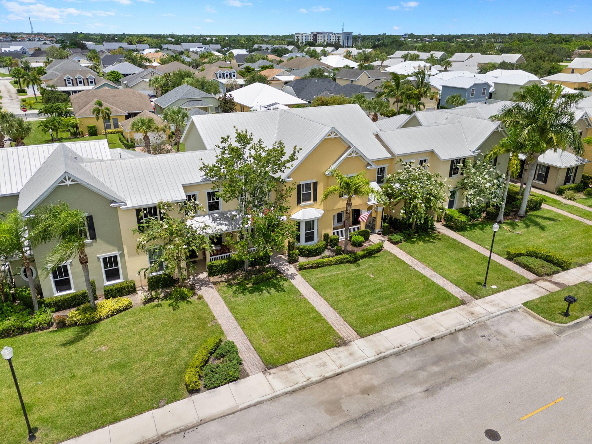 Photo 4 of 49 of 10582 SW Ashlyn Way townhome