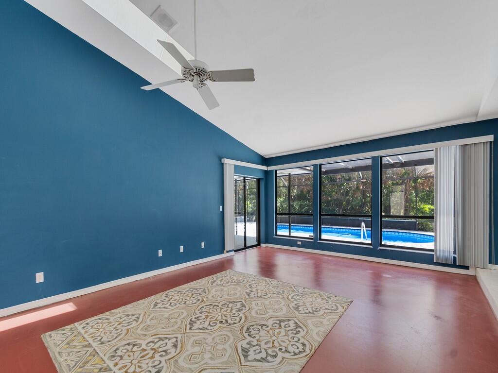 GREEN ACRES ESTATES - Residential