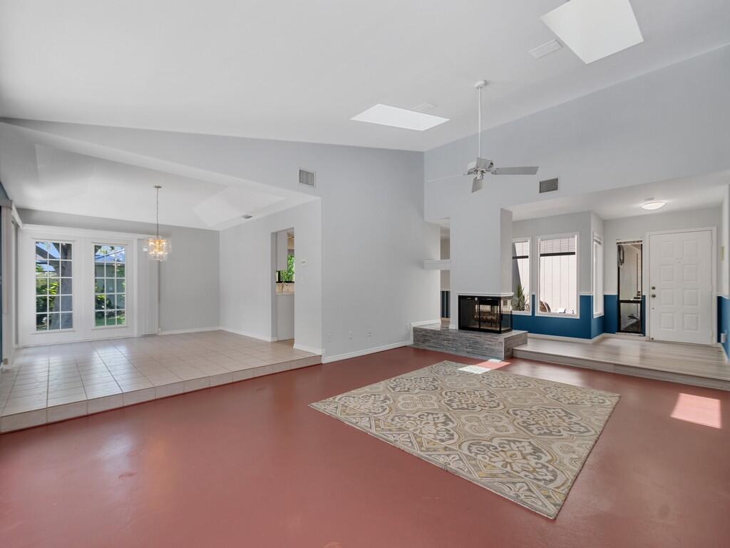 GREEN ACRES ESTATES - Residential