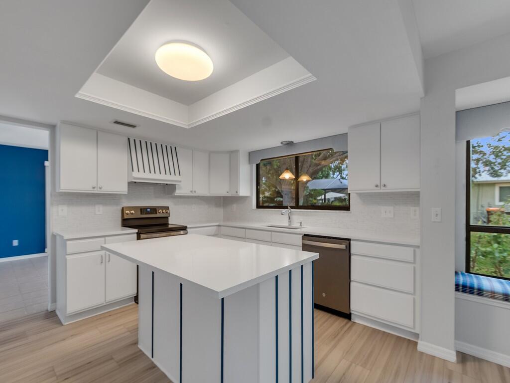 GREEN ACRES ESTATES - Residential