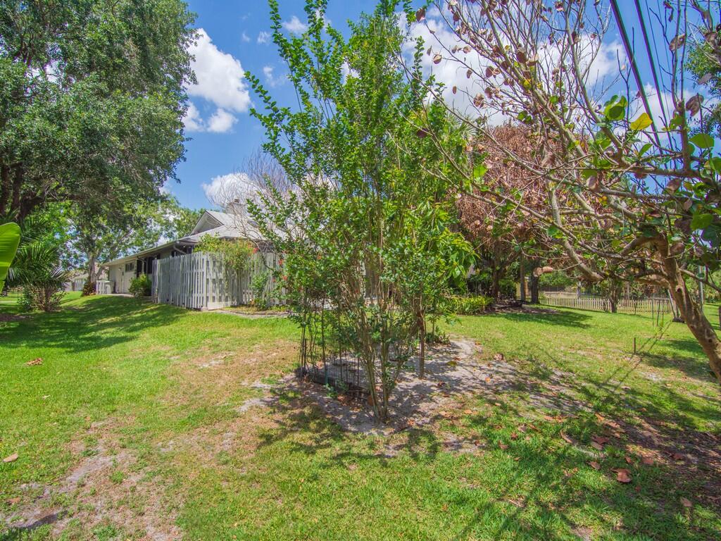 GREEN ACRES ESTATES - Residential