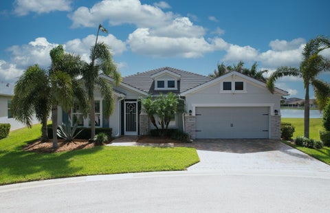 Photo of 12557 SW GRAY FOX Lane, Port Saint Lucie, FL 34987 (MLS # B26078167)