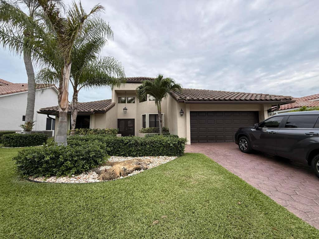 Photo of 23161 L'Ermitage Circle, Boca Raton, FL 33433 (MLS # B26058834)