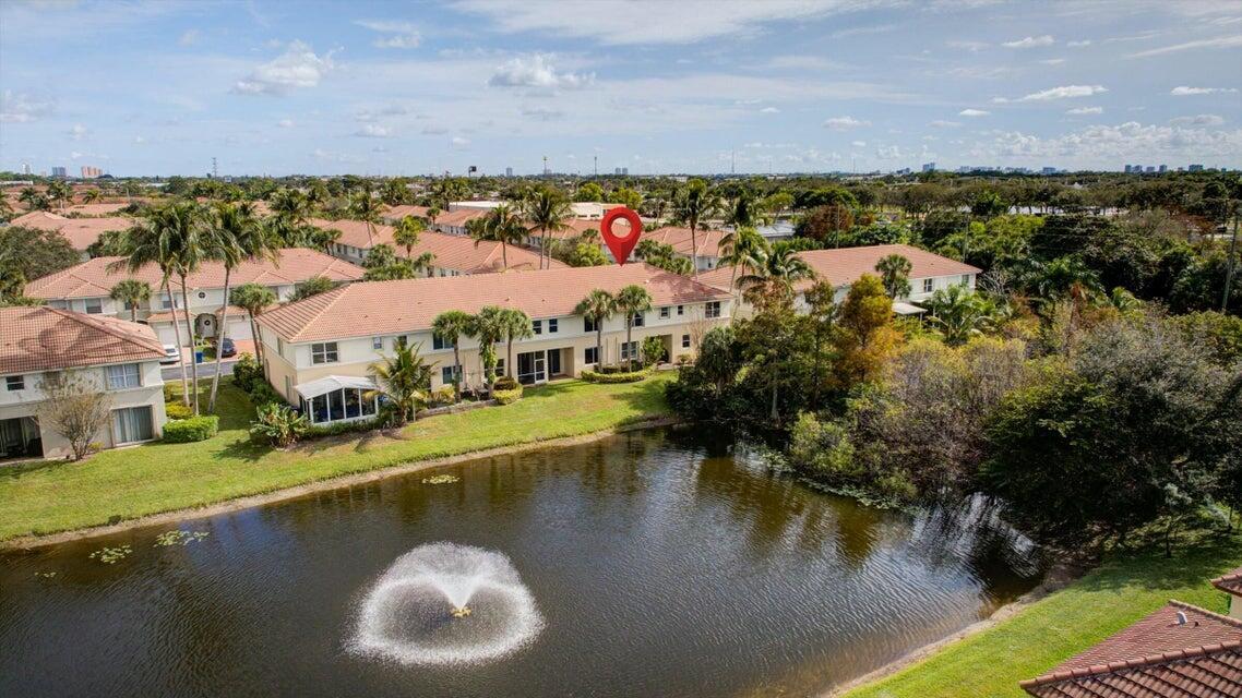 SEMINOLE GARDENS AT WOODB - Residential