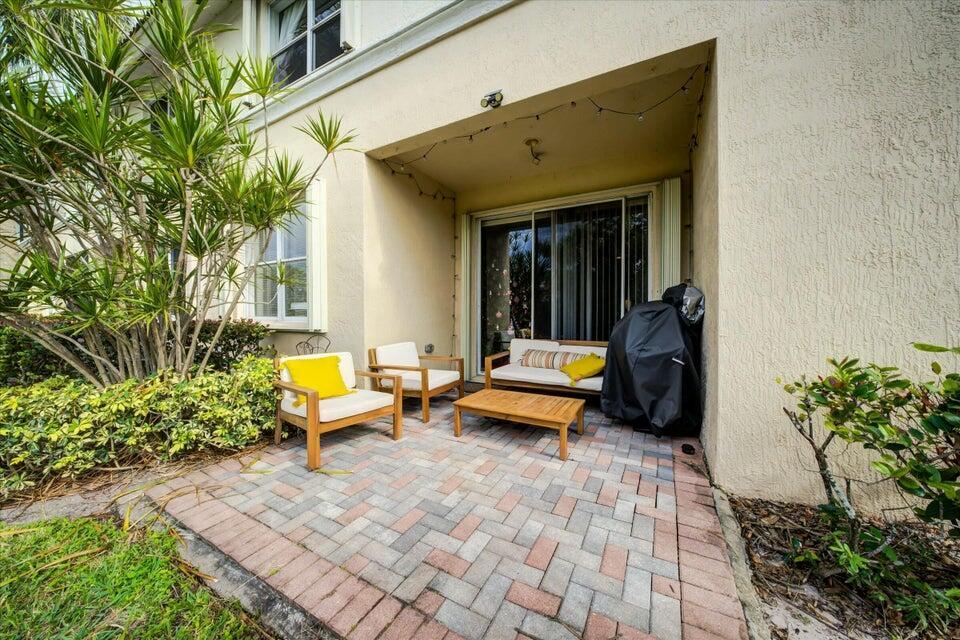 SEMINOLE GARDENS AT WOODB - Residential