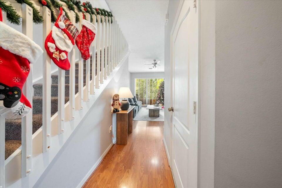 SEMINOLE GARDENS AT WOODB - Residential