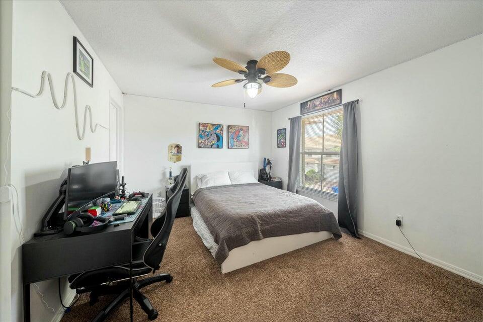 SEMINOLE GARDENS AT WOODB - Residential