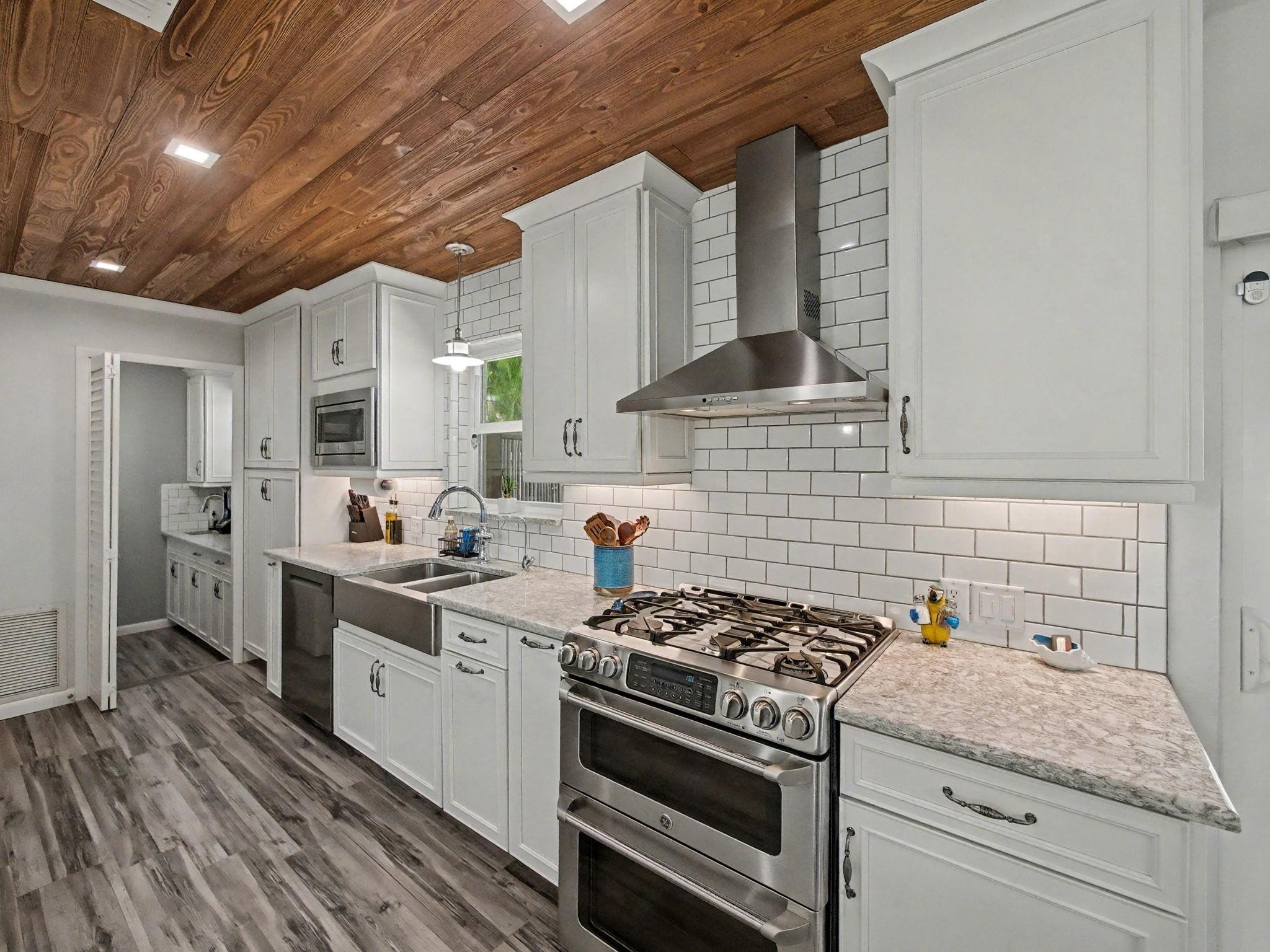 Palm Beach Shores - Residential