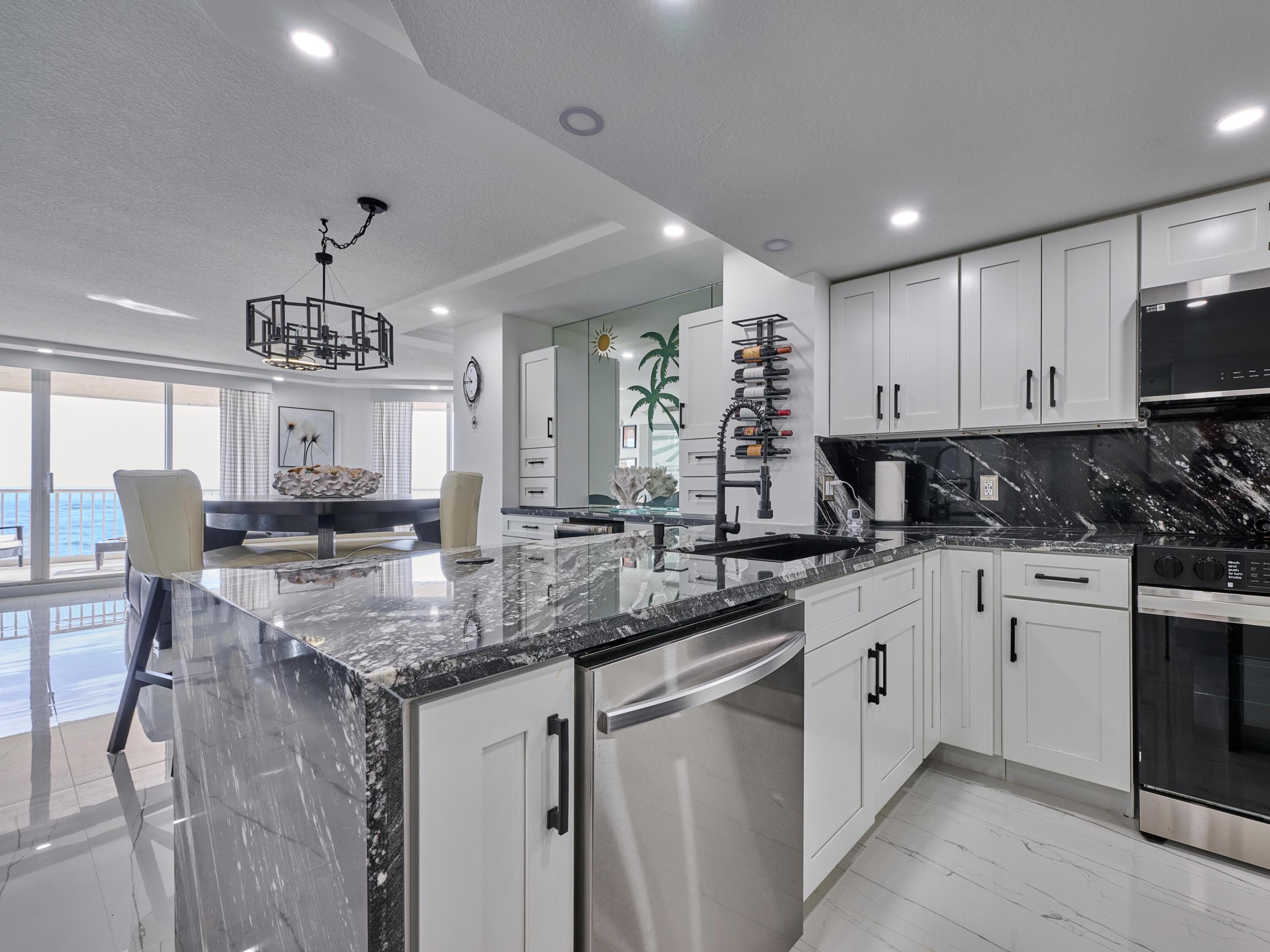 SEAWARD AT ATLANTIC VIEW, Atlantic View Beach Club - Residential Lease