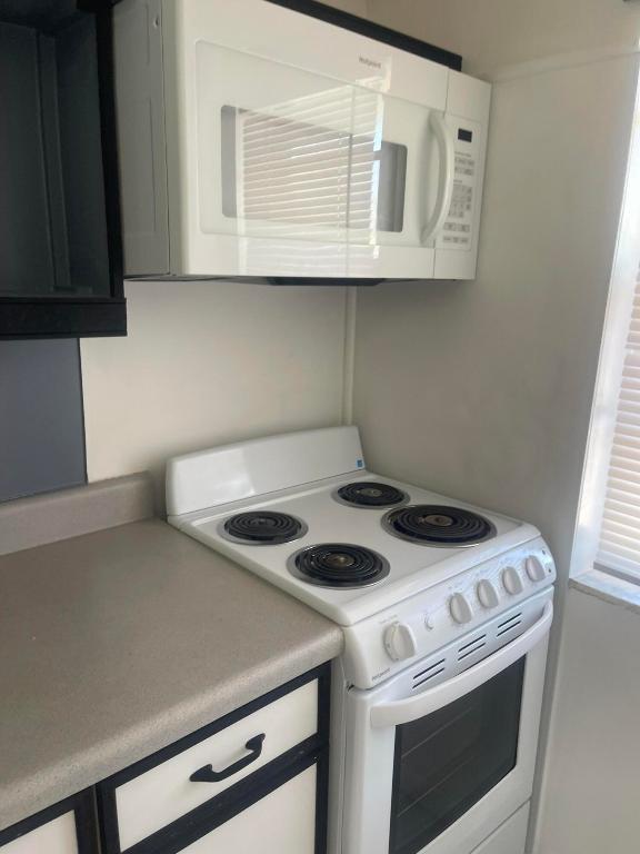 SIERRA CONDO APARTMENTS - Residential Lease