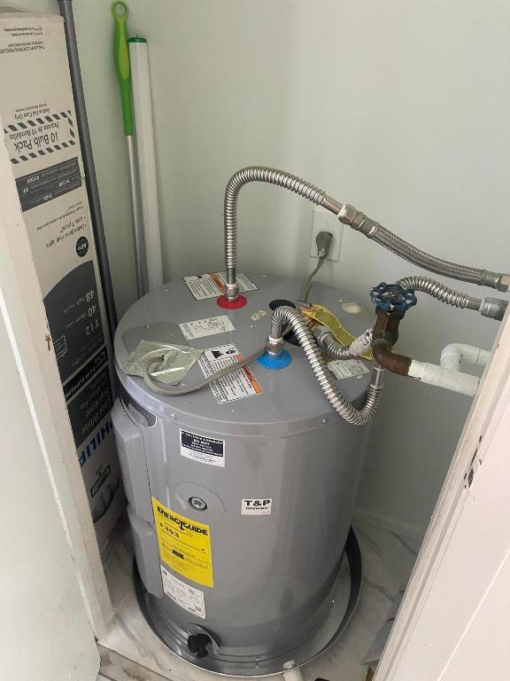 SIERRA CONDO APARTMENTS - Residential Lease