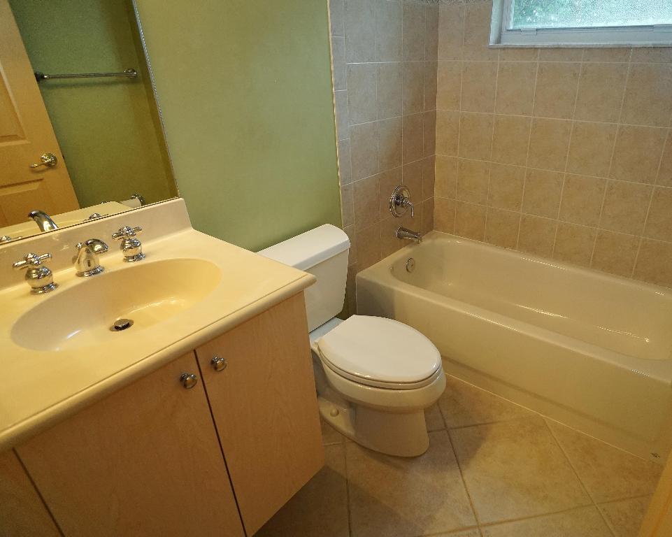 Valencia Shores - Residential Lease