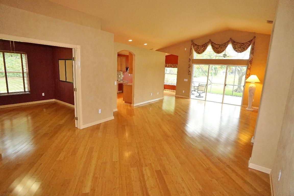 Valencia Shores - Residential Lease