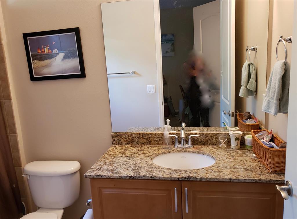 COCONUT COVE MARINA - Residential