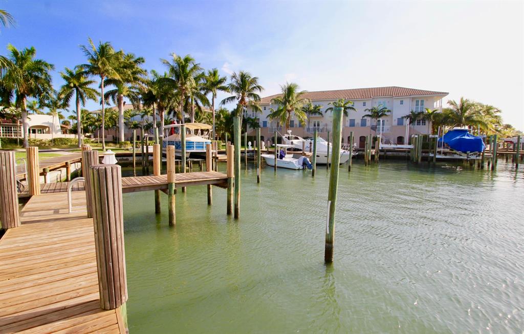 COCONUT COVE MARINA - Residential