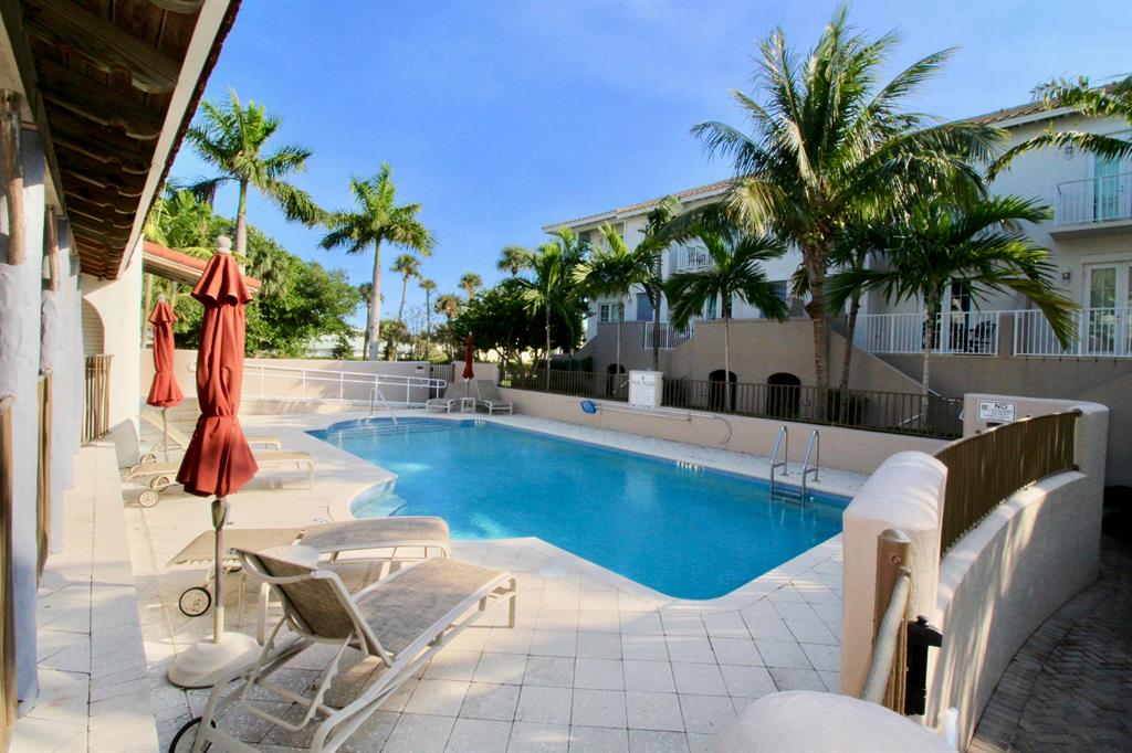 COCONUT COVE MARINA - Residential