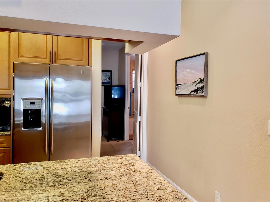 COCONUT COVE MARINA - Residential