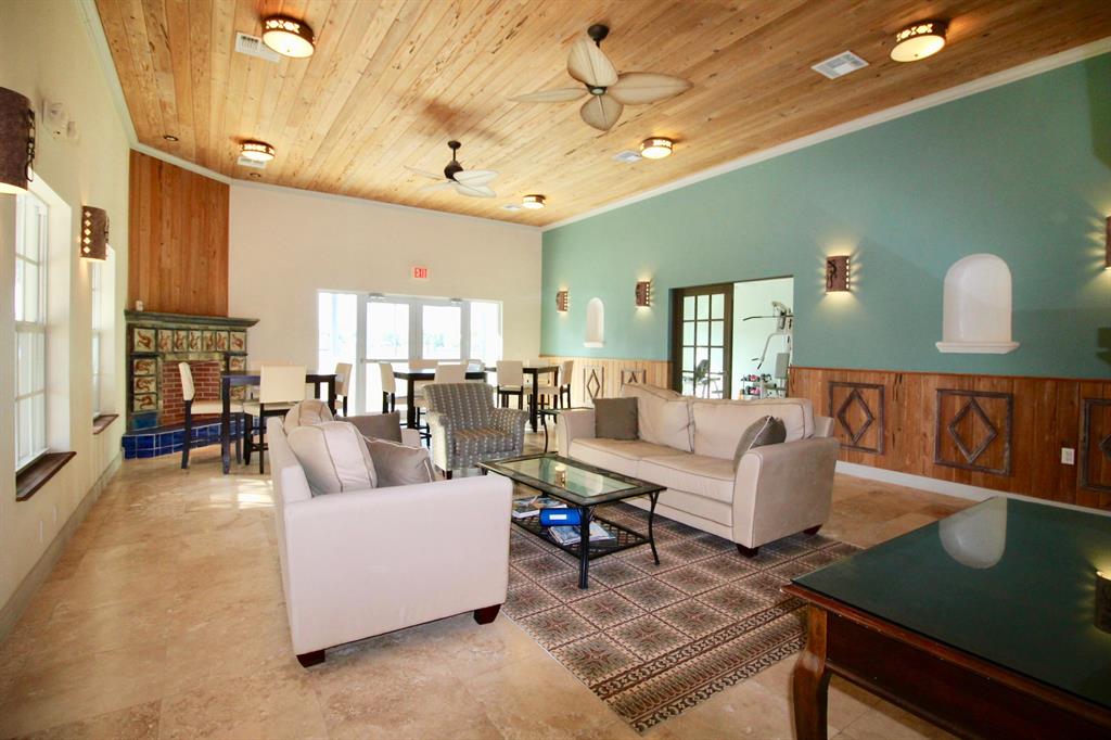 COCONUT COVE MARINA - Residential