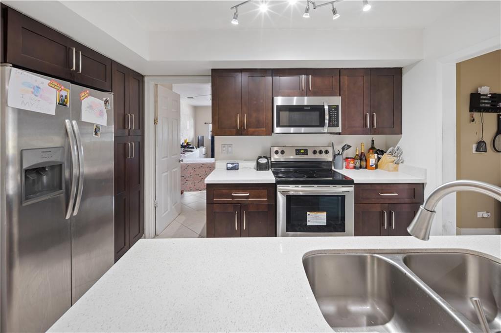 North Lauderdale Village - Residential