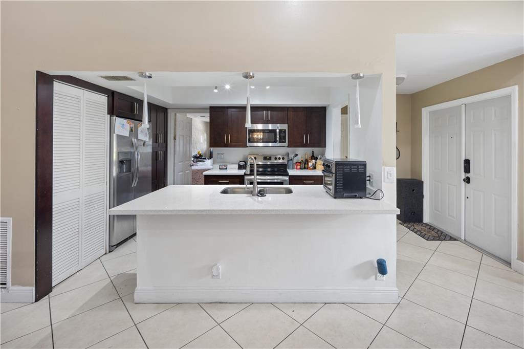 North Lauderdale Village - Residential