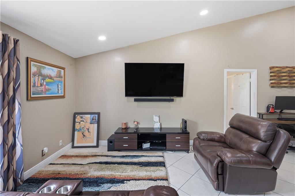 North Lauderdale Village - Residential