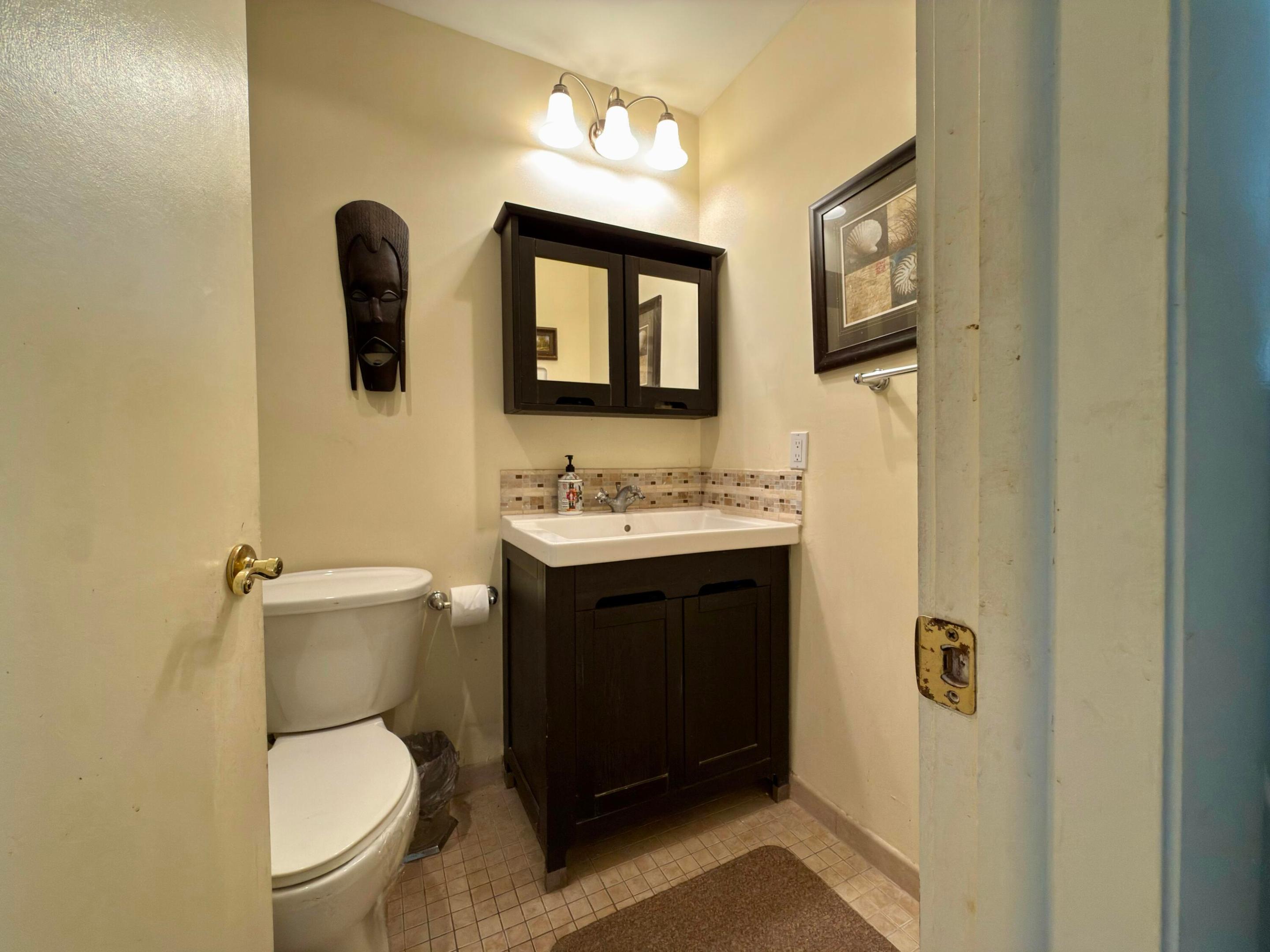 KINGS POINT FLANDERS A THRU T CONDOS - Residential