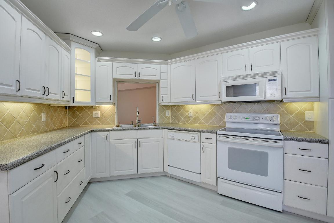 Boca Fontana - Residential