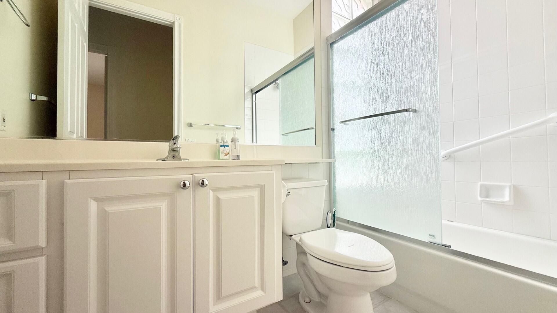 RIVERWALK - Residential