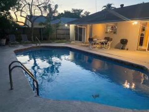5340 Guildcrest Street Lake Worth FL 33463