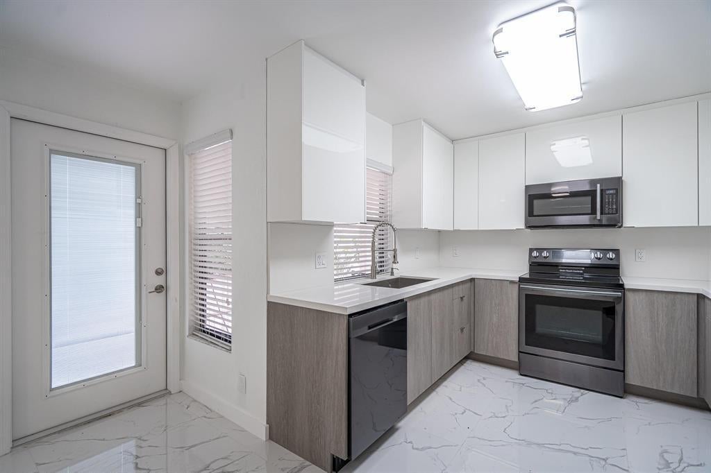 Photo of 5536 Eton Court, Boca Raton, FL 33486 (MLS # B26051727)