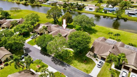 A home in Royal Palm Beach