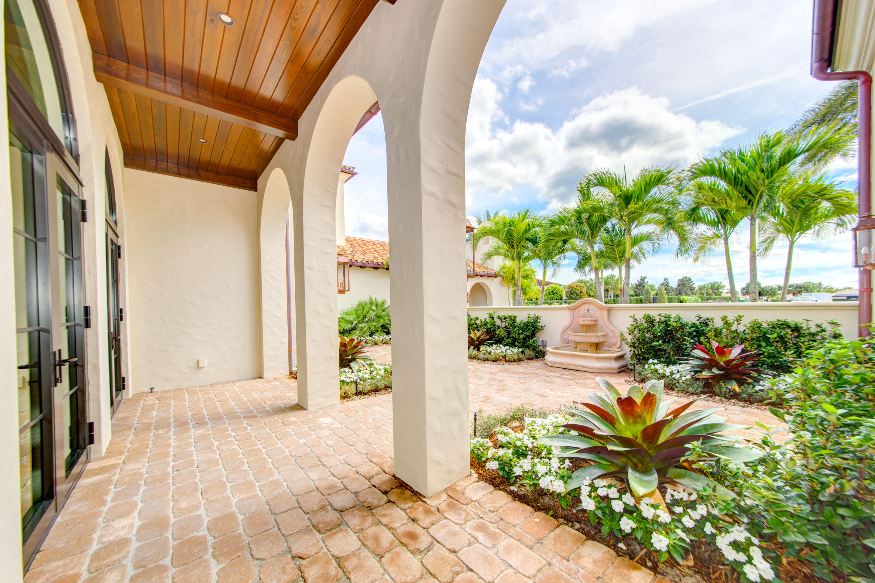 CYPRESS ISLAND OF PALM BEACH POLO & COUN - Residential