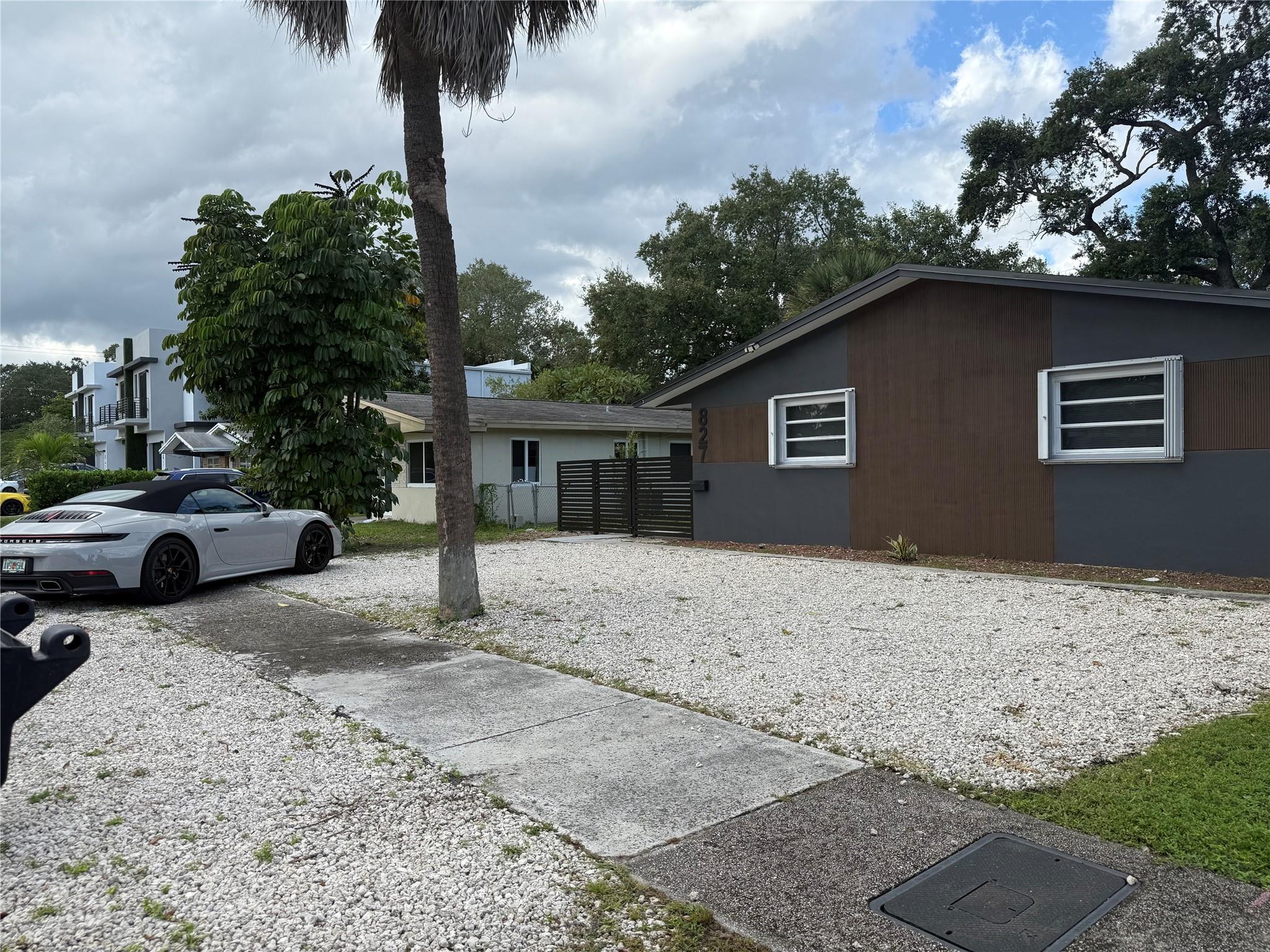 Woodlawn 11-28 B - Residential Lease