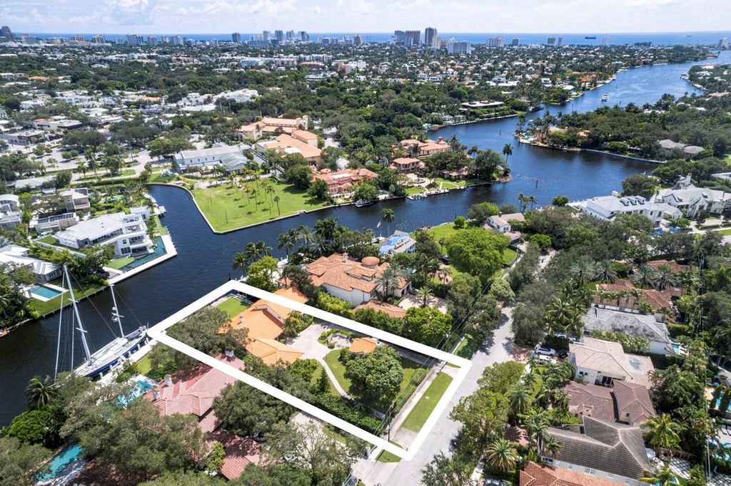 Photo of 1111 N Rio Vista Boulevard, Fort Lauderdale, FL 33301 (MLS # F10395528)