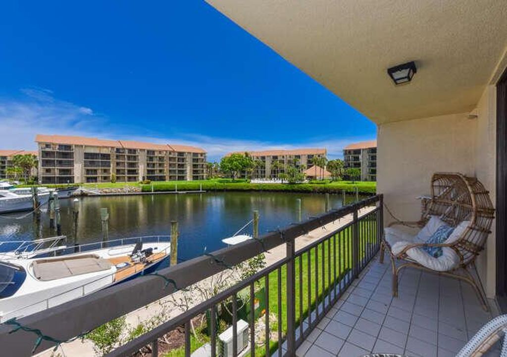 Photo of 2301 Marina Isle Way #203, Jupiter, FL 33477 (MLS # R11107426)
