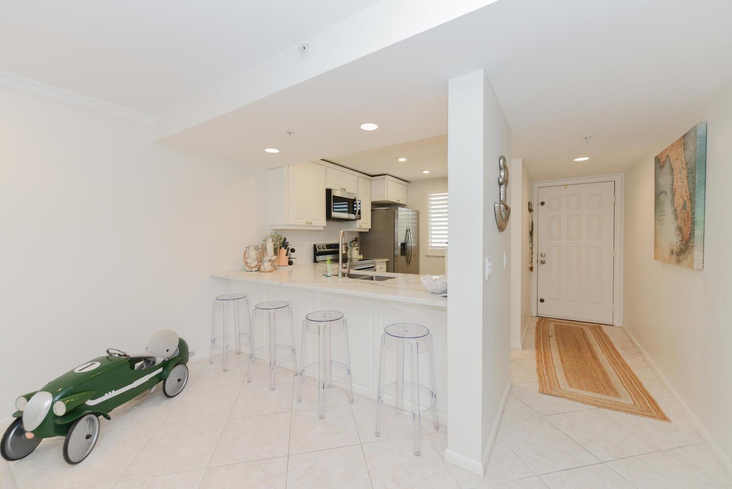 2301 Marina Isle Way 203