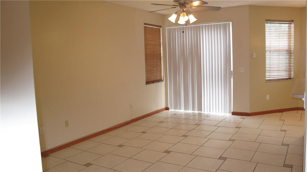 TOWNGATE - Residential Lease