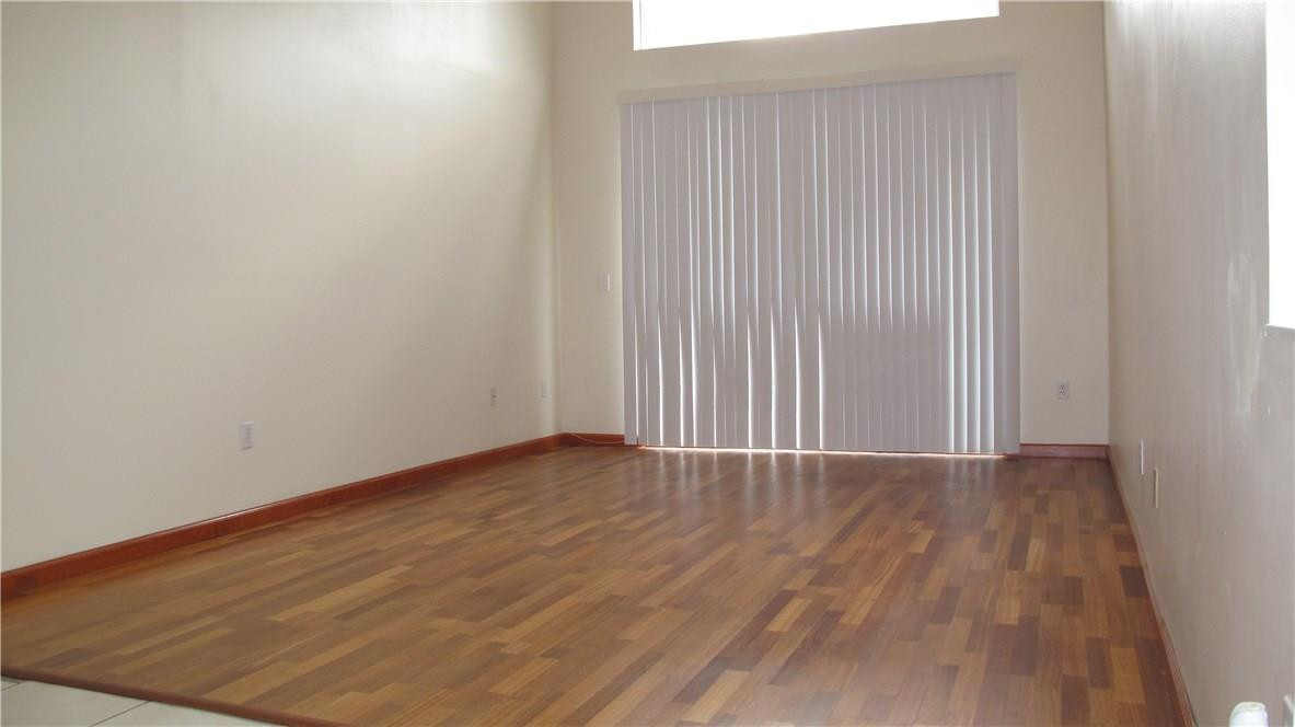 TOWNGATE - Residential Lease