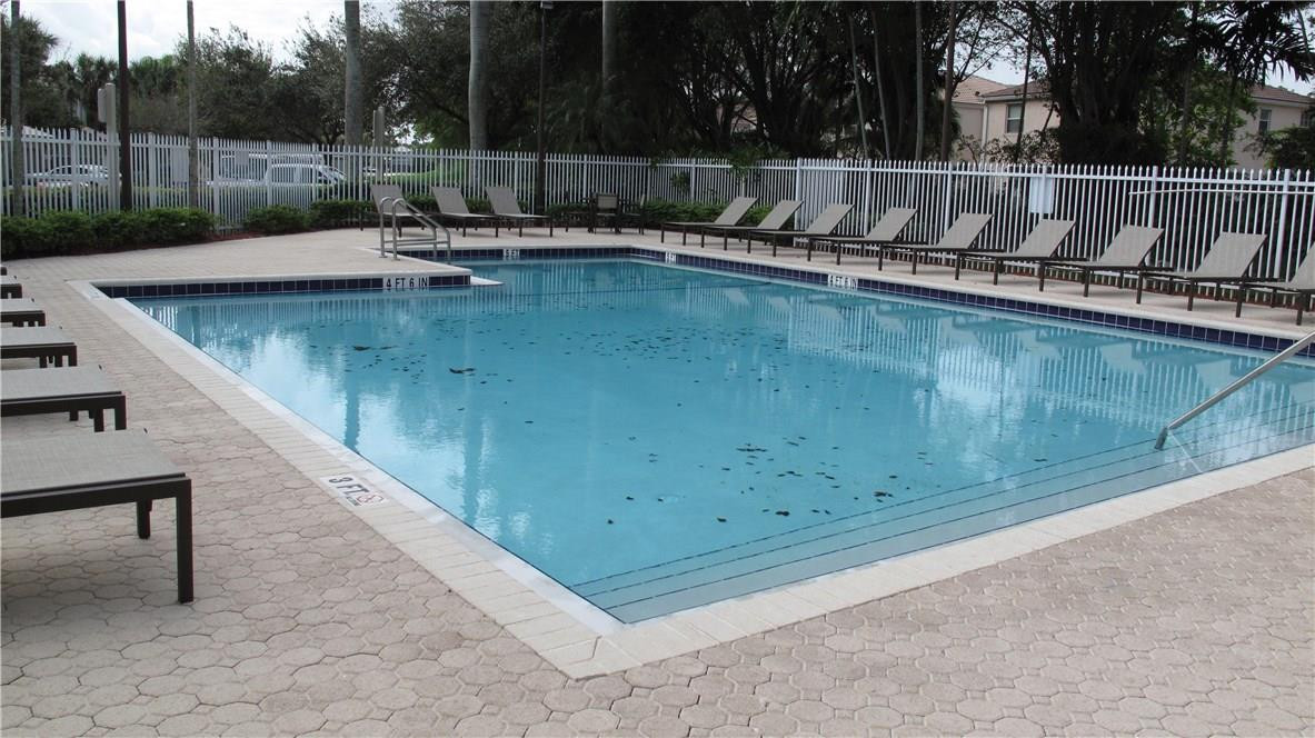 TOWNGATE - Residential Lease