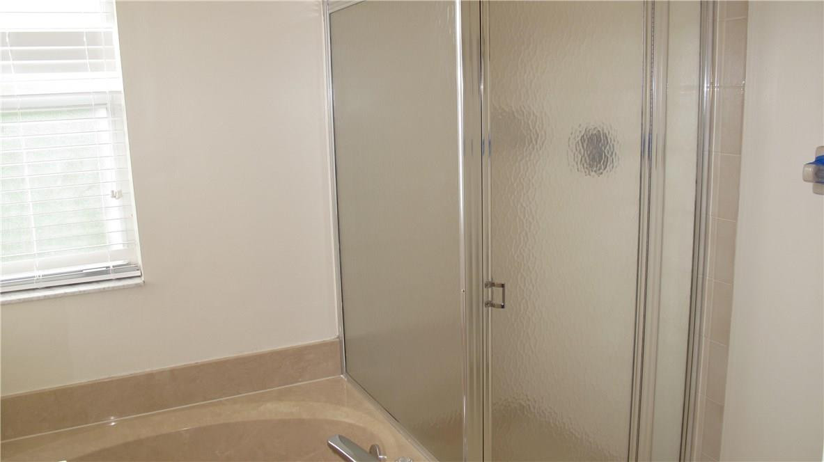 TOWNGATE - Residential Lease