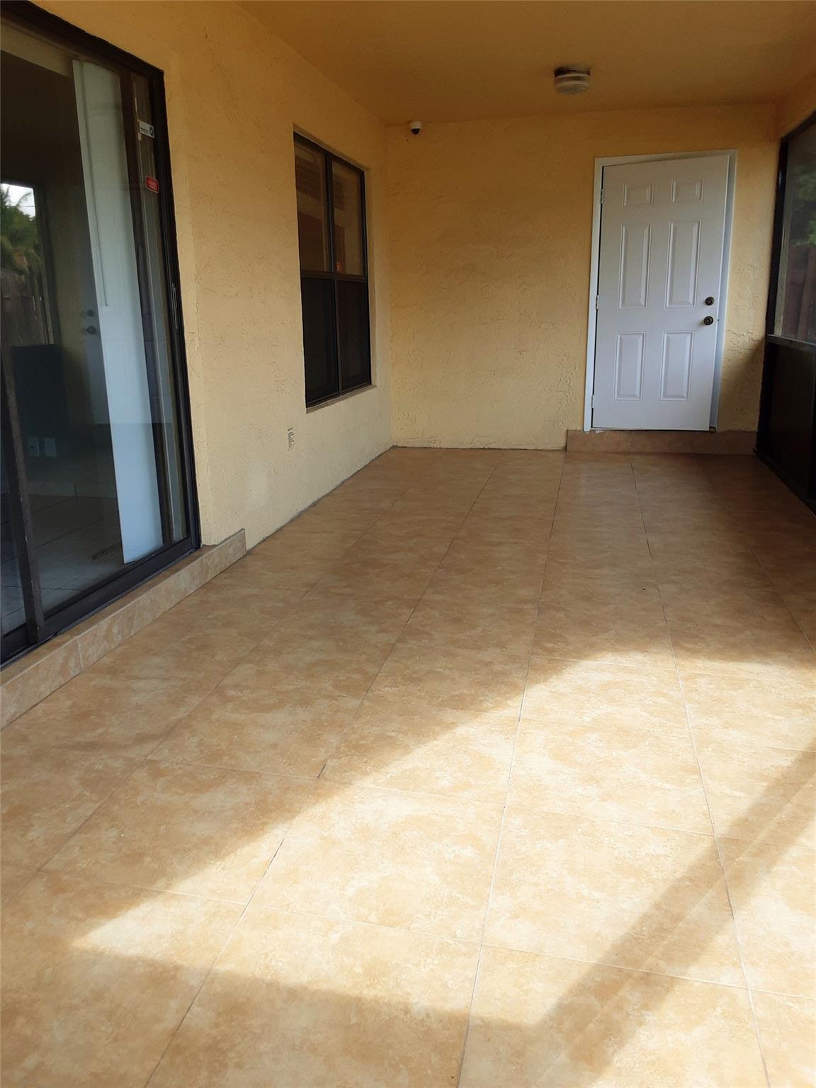 Welwyn Manor Annex 32-13 - Residential Lease