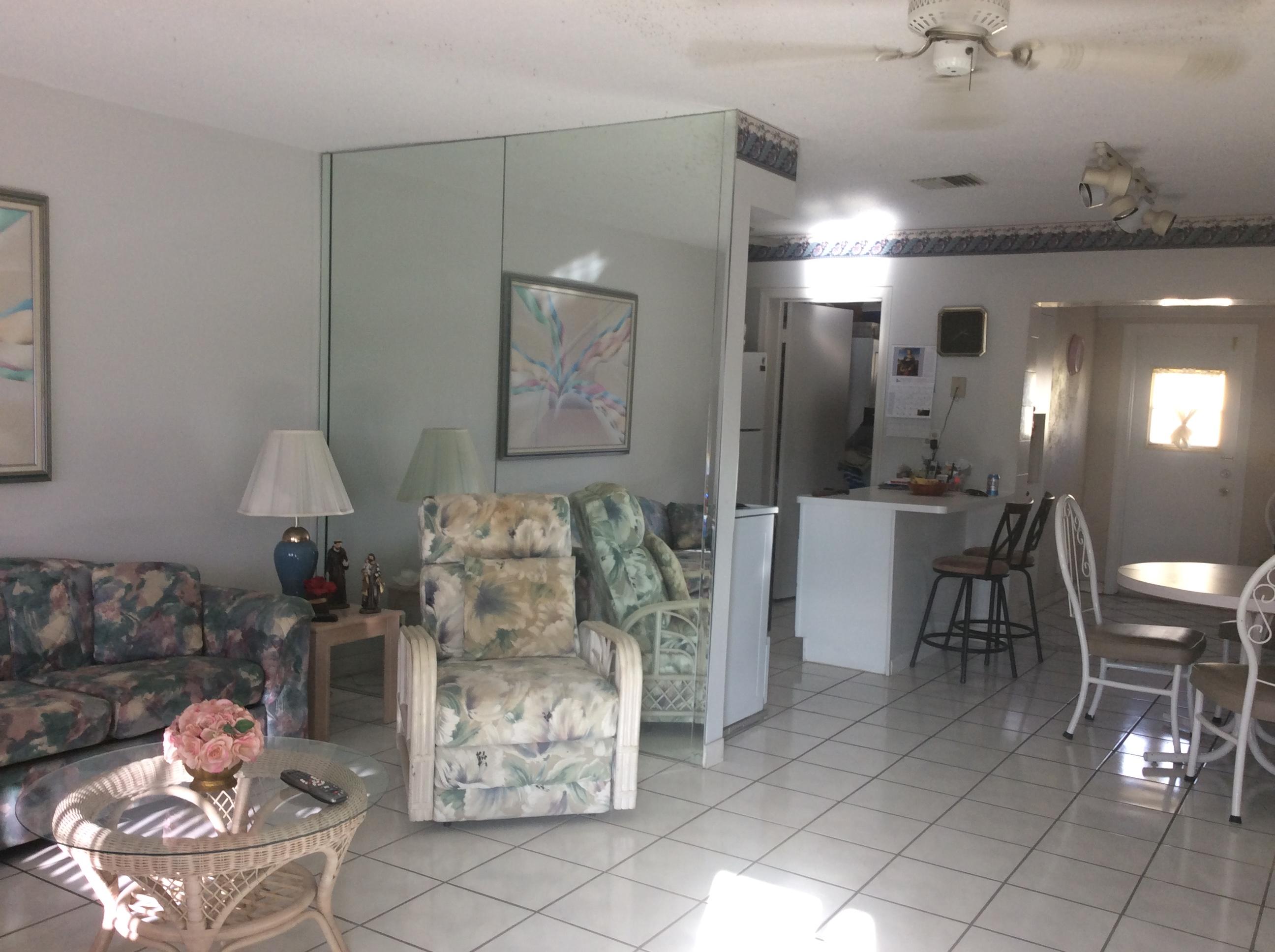 IMPERIAL VILLAS CONDO - Residential