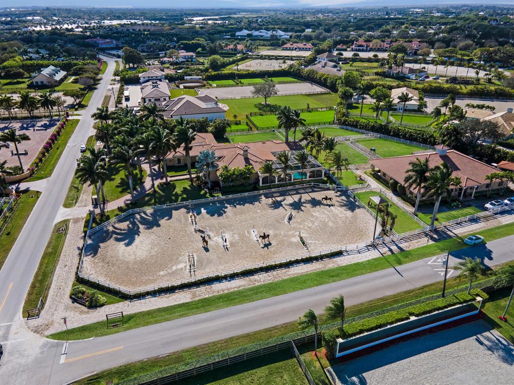 SADDLE TRAIL PARK OF WELL - Residential