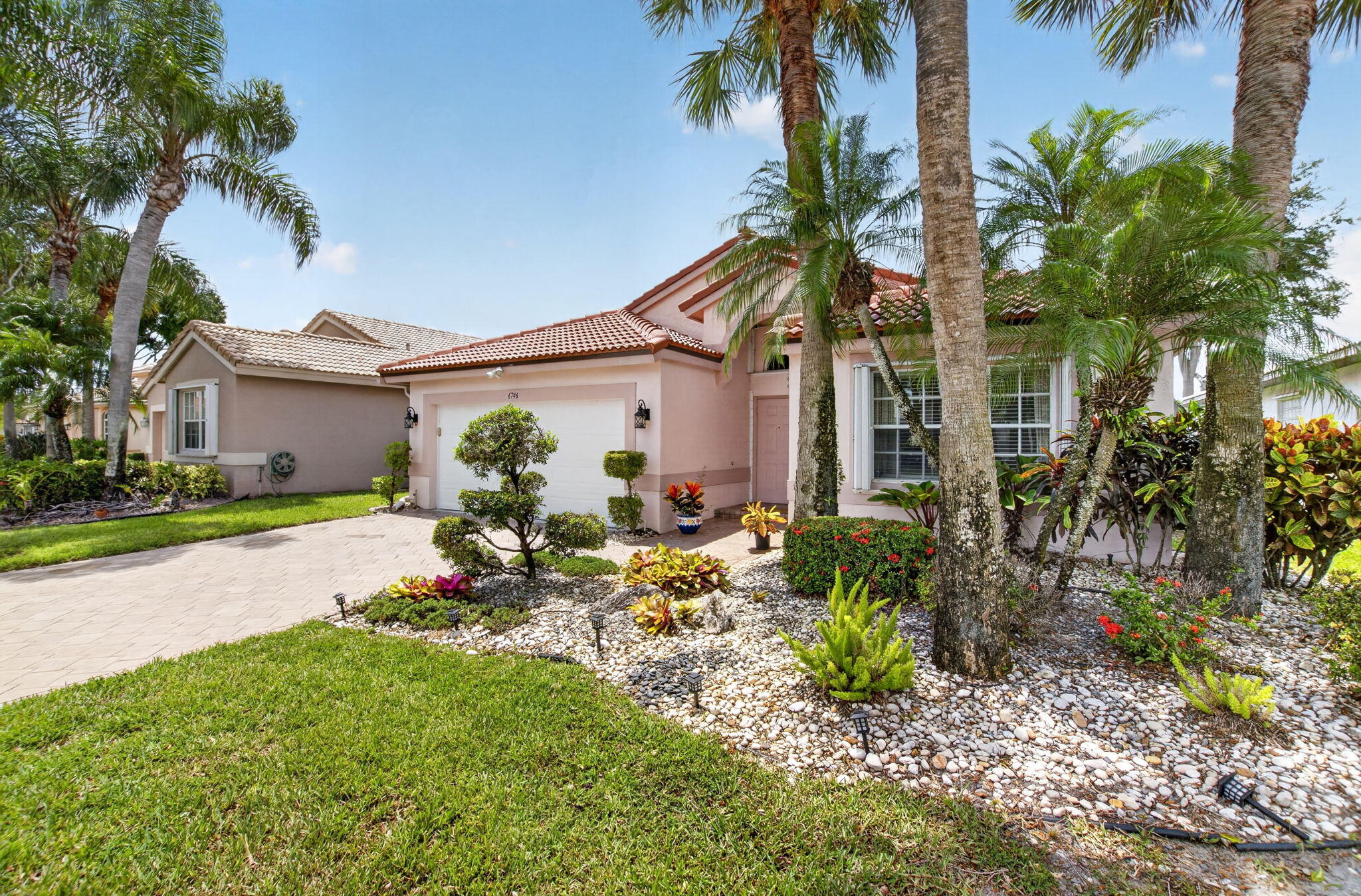 6746 Sun River Road