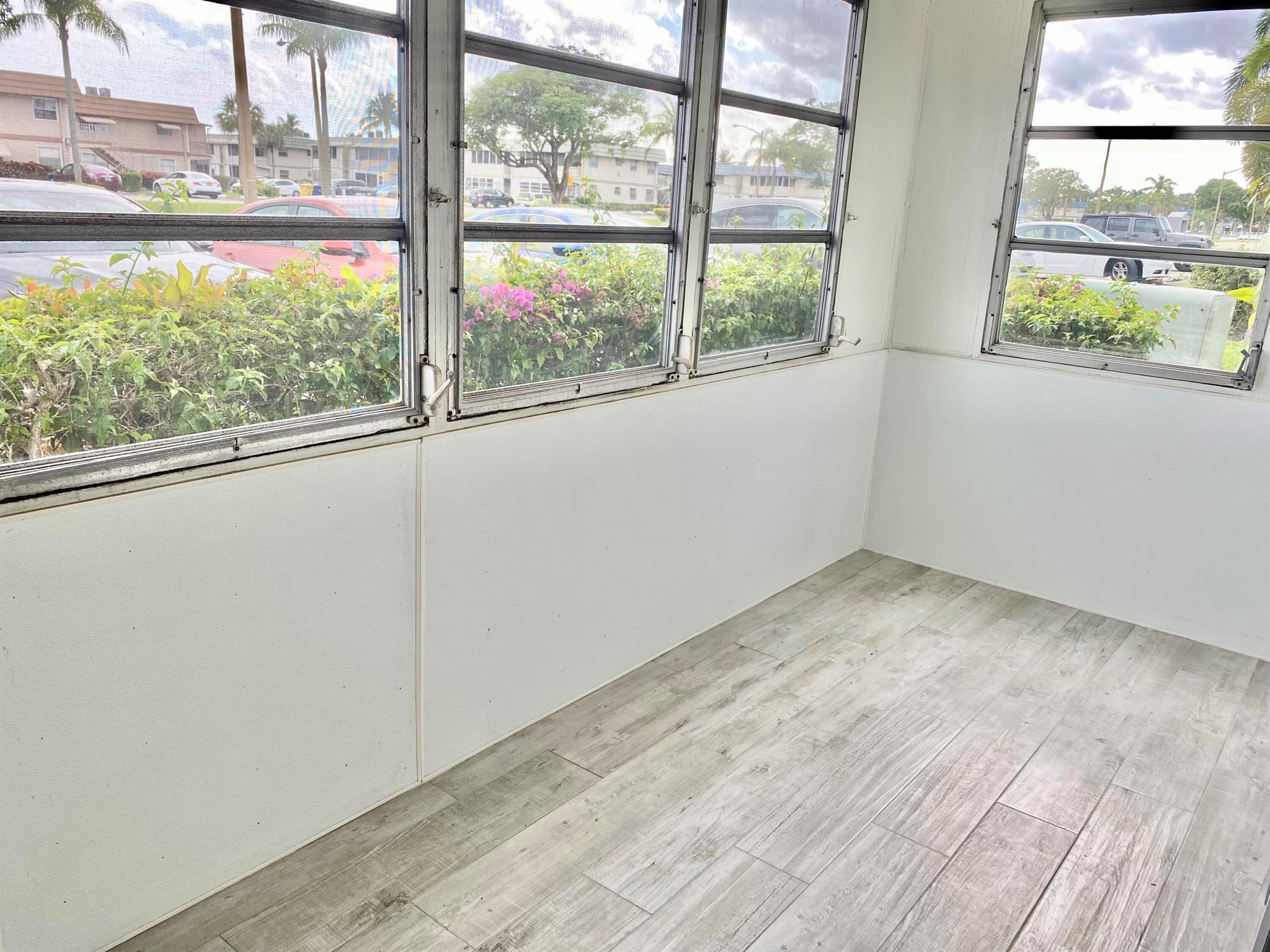 KINGS POINT TUSCANY CONDO - Residential Lease