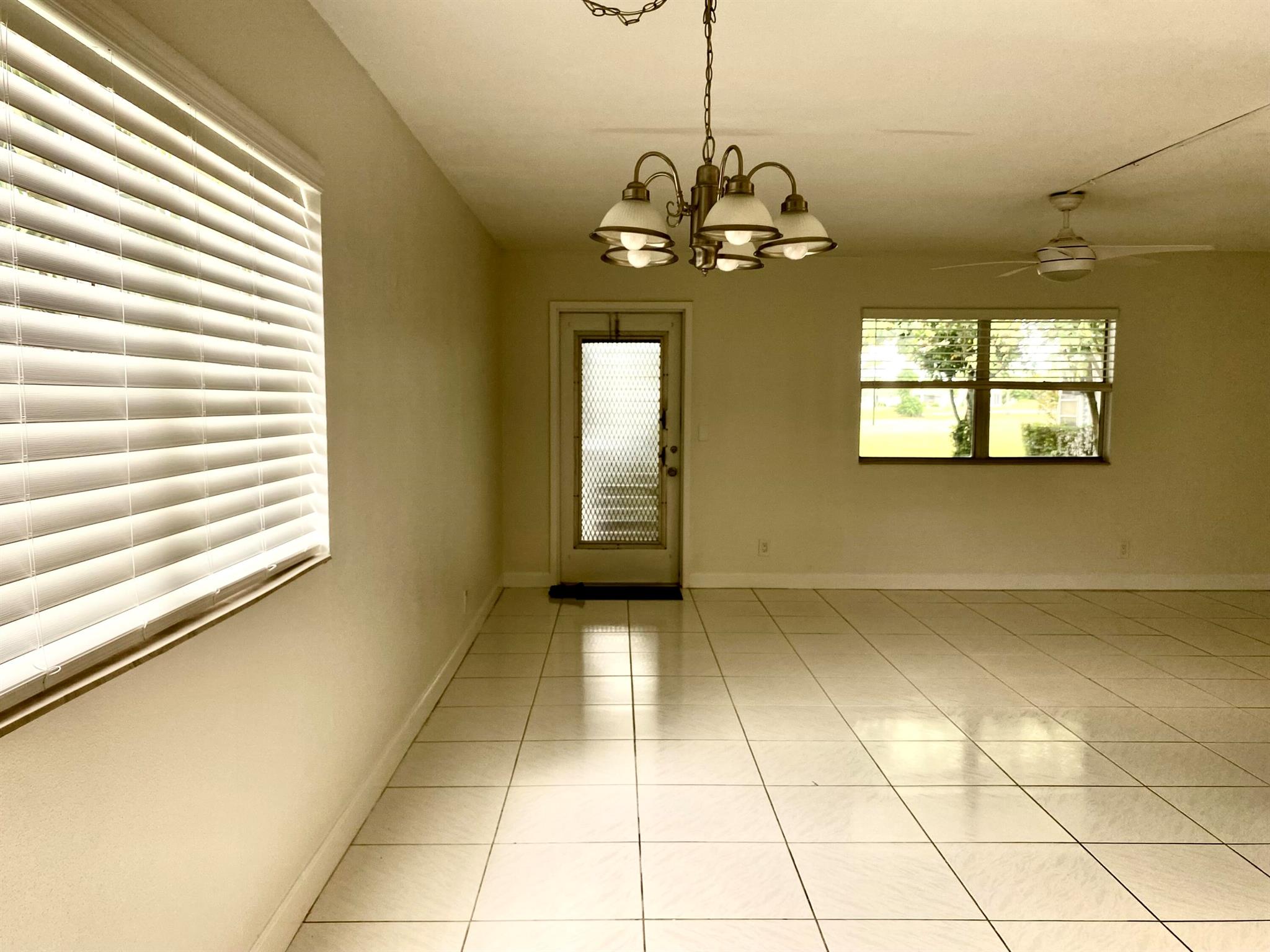 KINGS POINT TUSCANY CONDO - Residential Lease