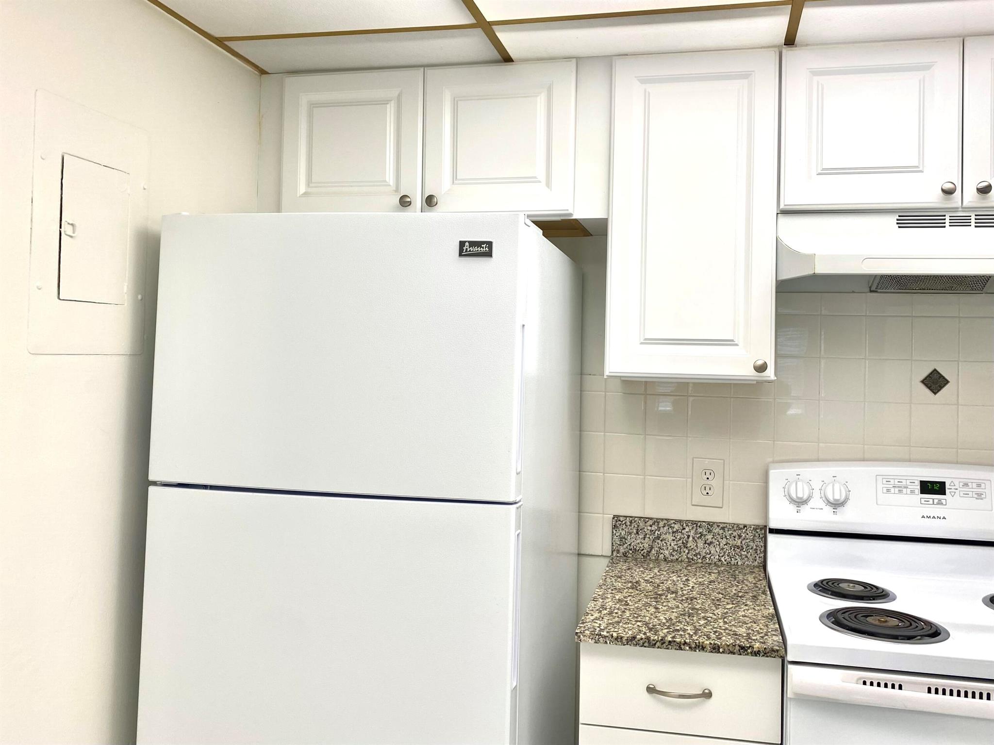 KINGS POINT TUSCANY CONDO - Residential Lease