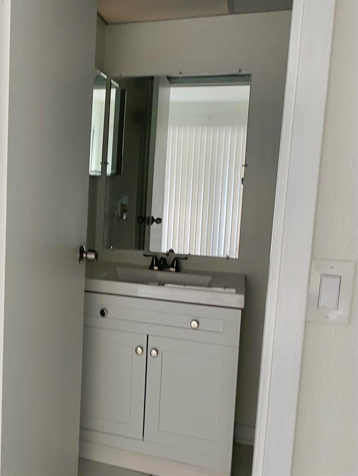 KINGS POINT TUSCANY CONDO - Residential Lease